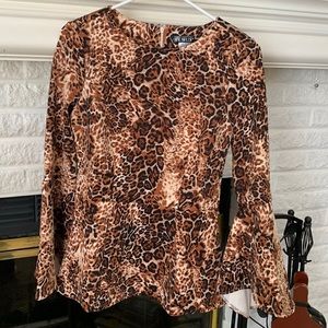 New without tags Venus animal print top size XS